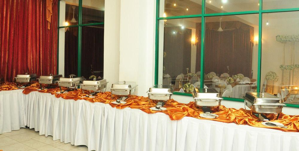 Oyo 290 Night Station Hotel Panadura Exterior foto